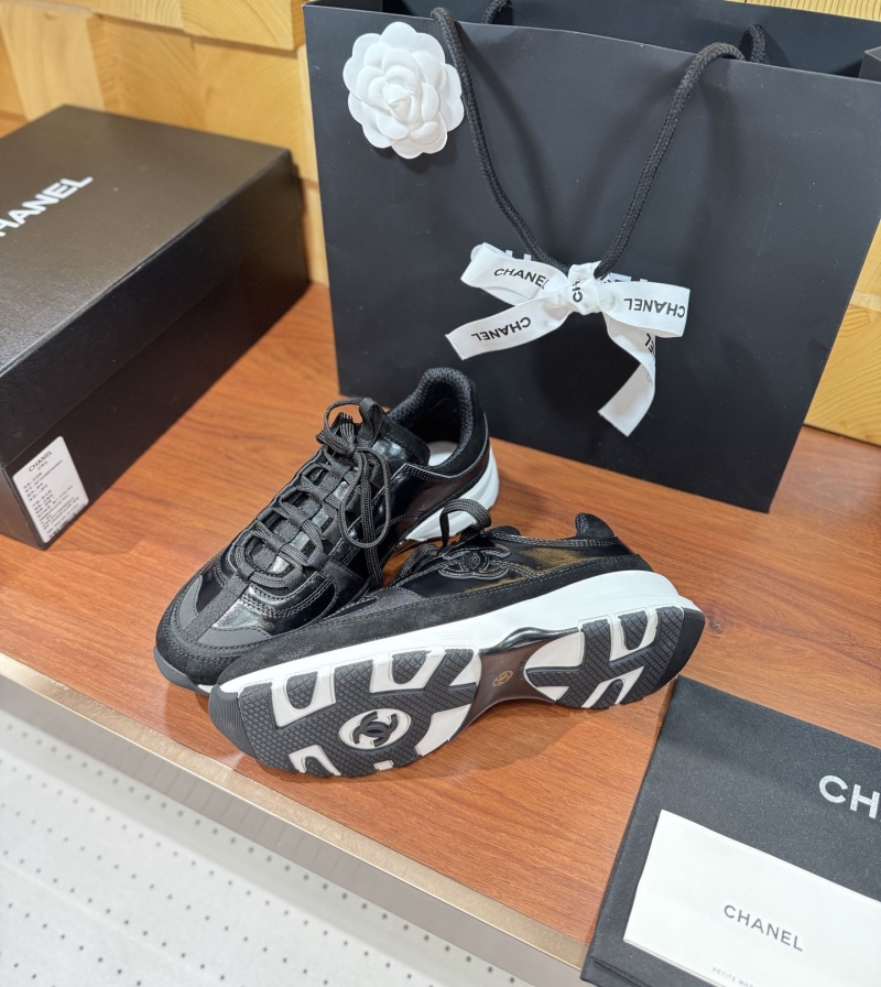 Ch**el sport shoes